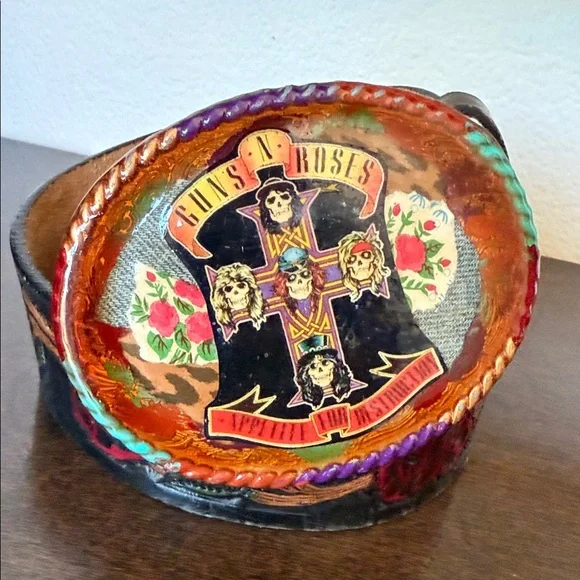 Guns N' Roses Leather Belt with Colorful Buckle - Size 32 - Picture 2 of 8